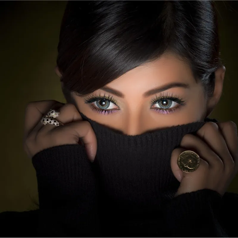 aankhon se izhaar shayari